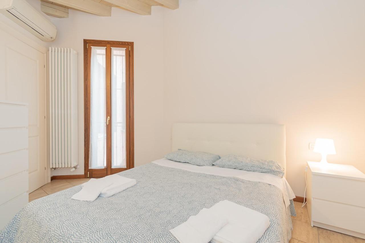 Trilocale Rua Sovera 85 - F&L Aparment Brescia Eksteriør bilde
