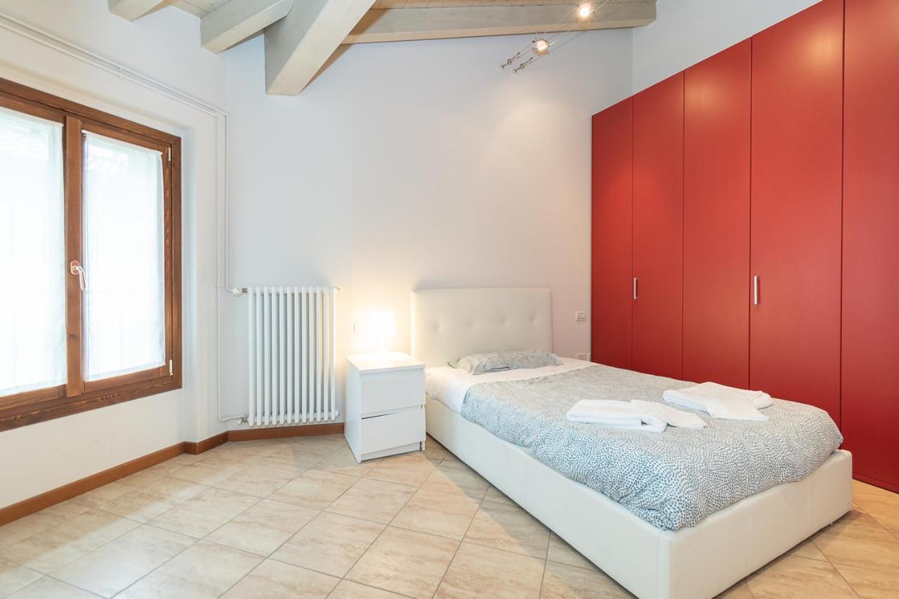 Trilocale Rua Sovera 85 - F&L Aparment Brescia Eksteriør bilde