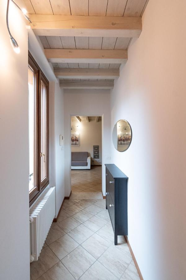 Trilocale Rua Sovera 85 - F&L Aparment Brescia Eksteriør bilde