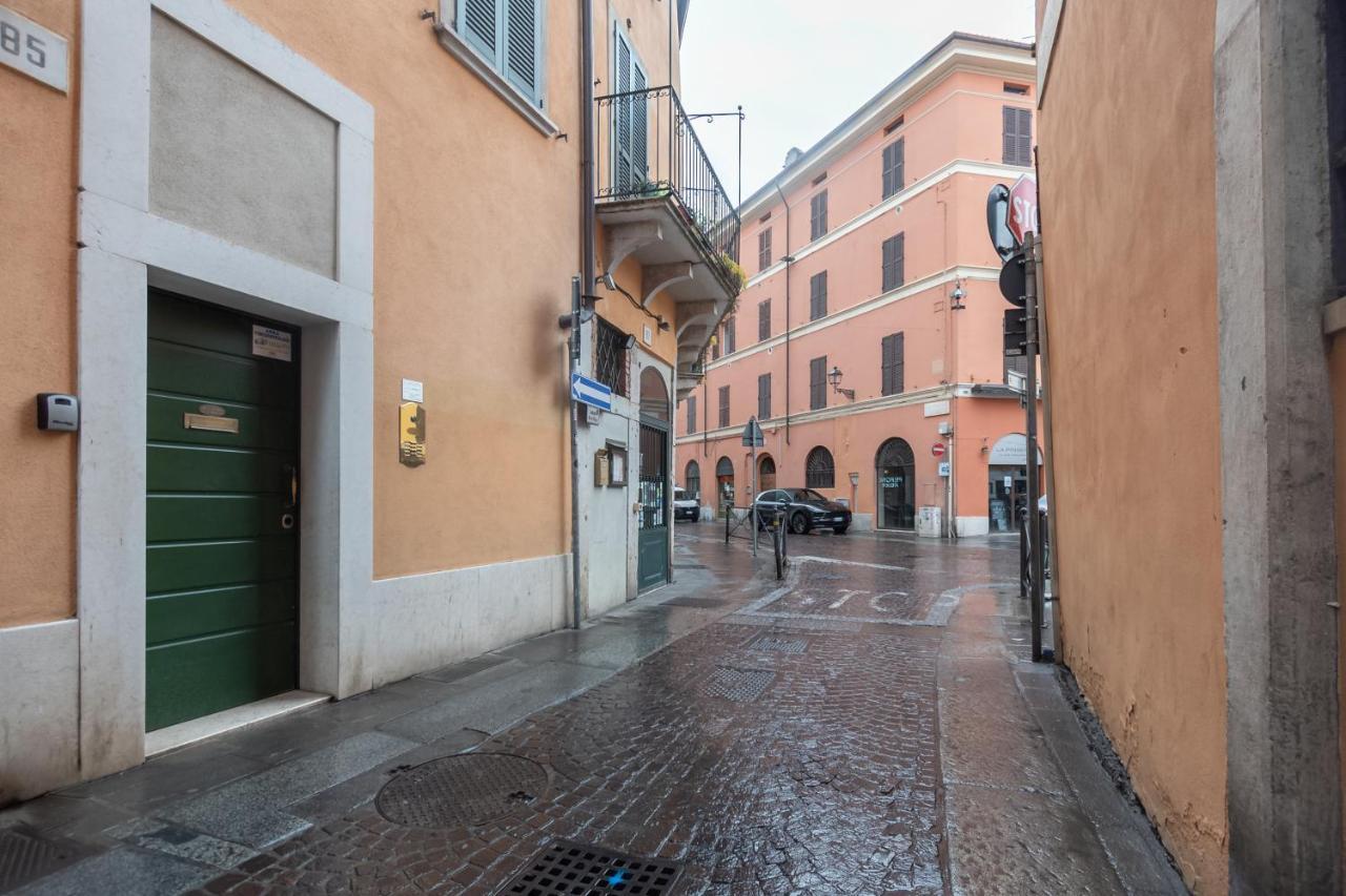 Trilocale Rua Sovera 85 - F&L Aparment Brescia Eksteriør bilde