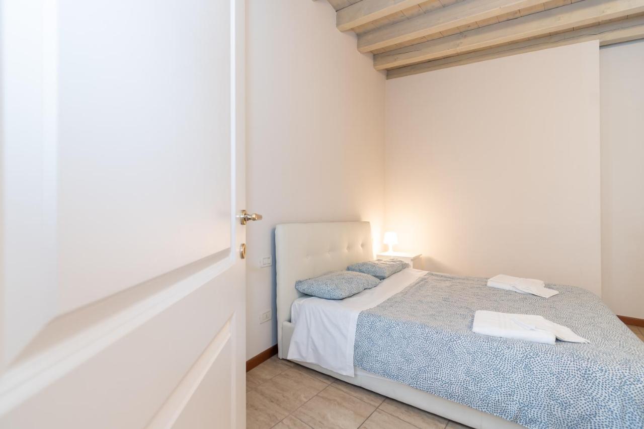 Trilocale Rua Sovera 85 - F&L Aparment Brescia Eksteriør bilde