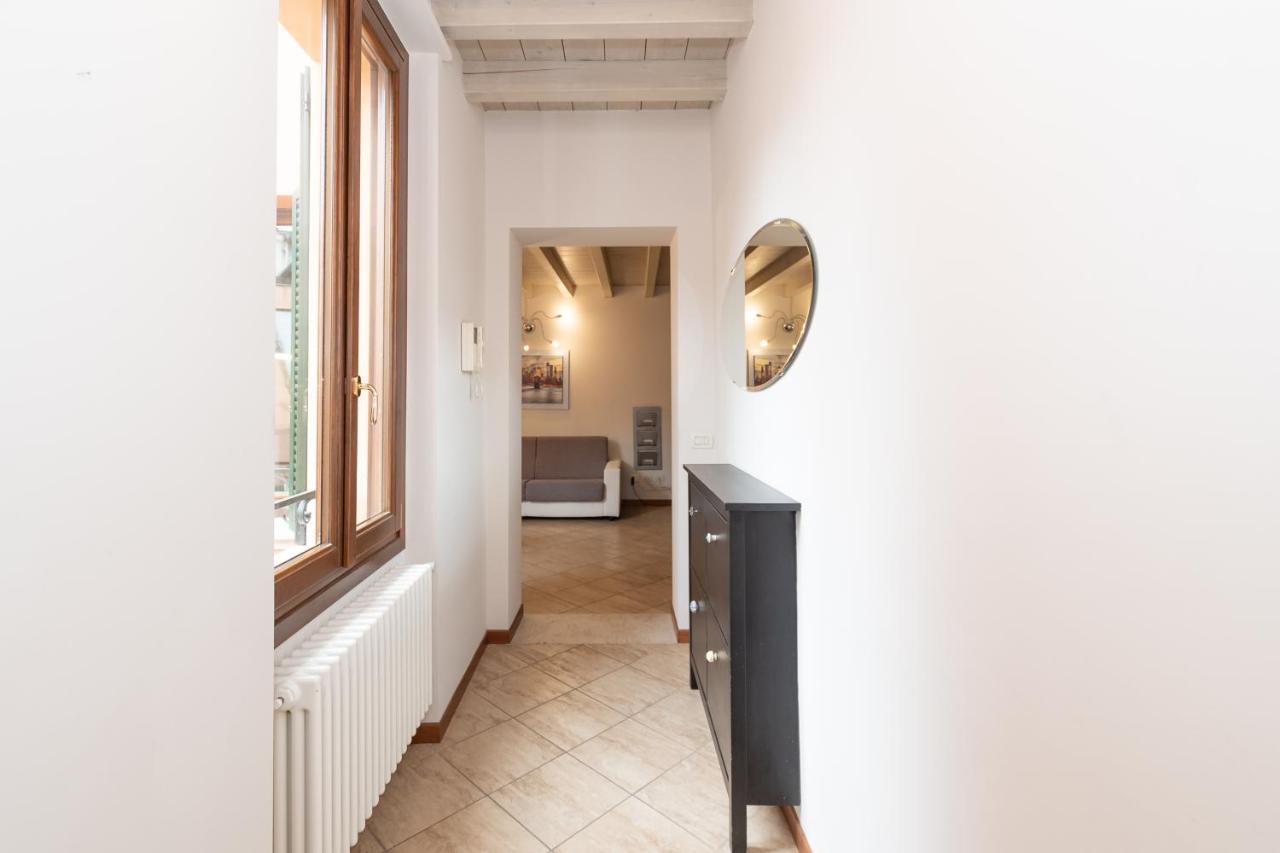 Trilocale Rua Sovera 85 - F&L Aparment Brescia Eksteriør bilde