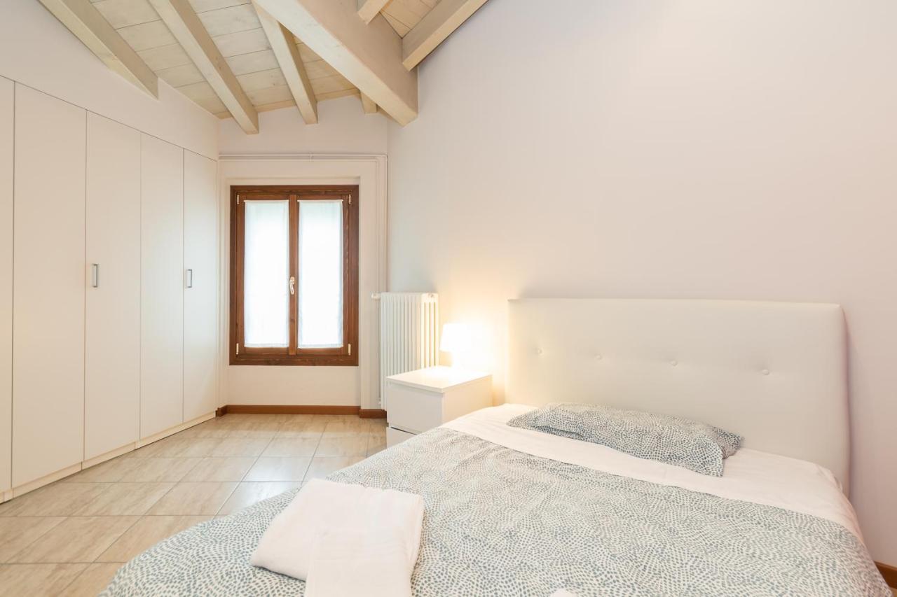 Trilocale Rua Sovera 85 - F&L Aparment Brescia Eksteriør bilde